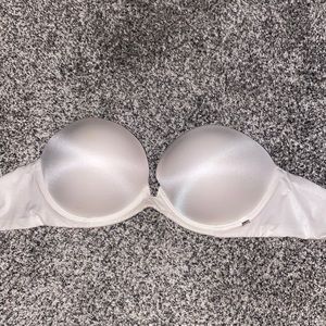 Victoria Secrets white multi-way bra 32D